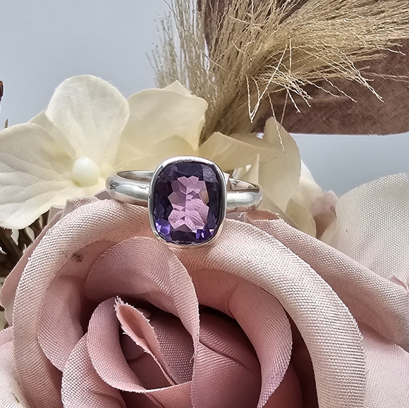 ♥️ VIOLETA STERLING SILVER RING - Picture 6 of 7